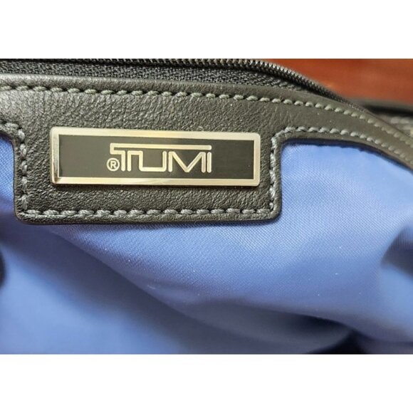 Tumi Signature Collection Handbag Tote Nylon w/Leather Trim Black - Picture 12 of 16